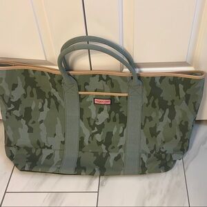 Vineyard Vines Camouflage Tote Bag